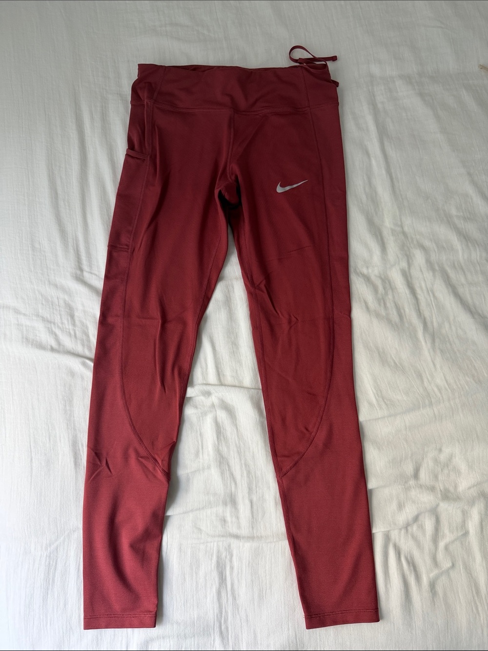 Nike Girls' Maroon Athletic Leggings with Side Pocket